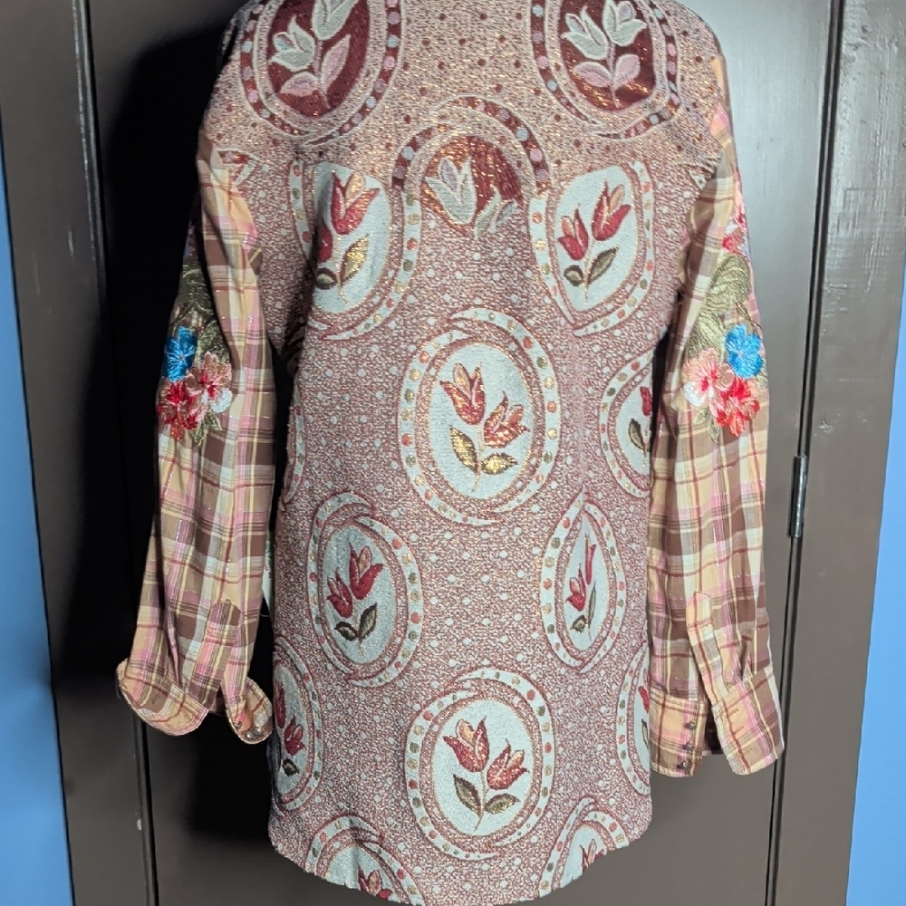 Plaid Shirt with Floral Sleeve Embroidery - Picture 6 of 9